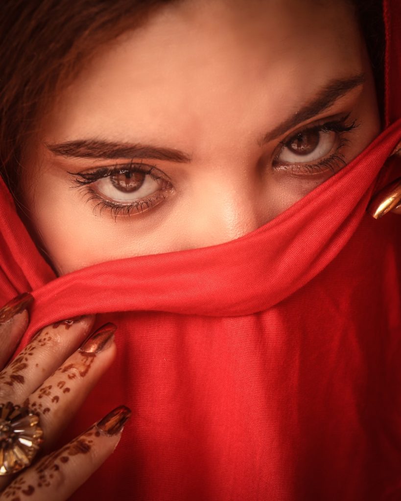Cejas Peñaflor. Henna - Johanna Reyes