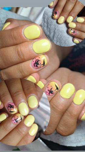 Esmaltado permanente con diseño de mano alzada tropical Peñaflor - johannails.cl - Manicura Peñaflor
